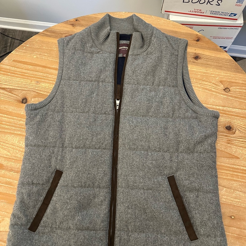 Johnston & Murphy Charcoal Vest with Chocolate/Navy Blue details